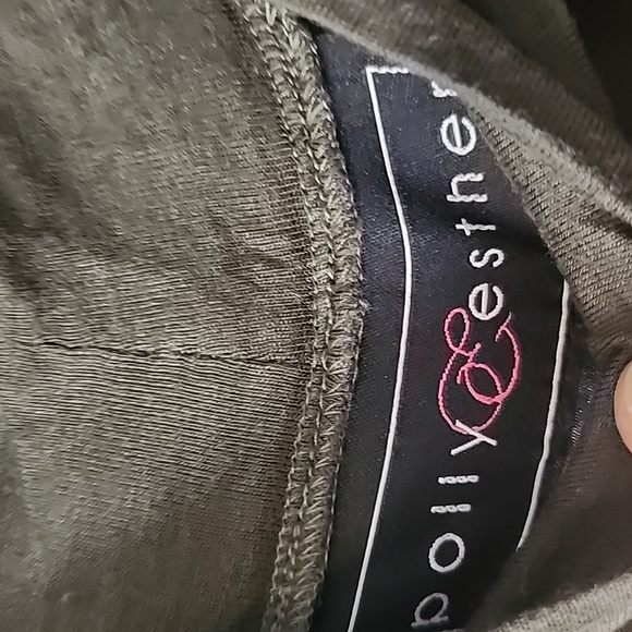 POLLY & ESTHER TOP - Picture 3 of 3